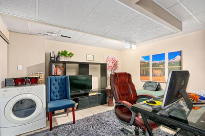 Unit 24 — 301 Carlow Rd, Central Elgin - Rural Central Elgin image-0-4