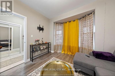 919 Pierre Ave, Windsor - Windsor image-0-3