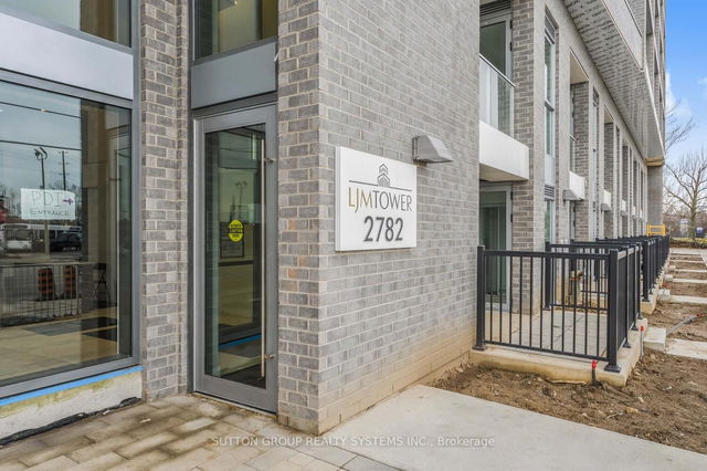 911 - 2782 Barton Street