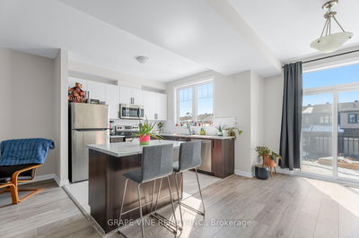 50 Teelin Circ, Barrhaven - Half Moon Bay image-0-4