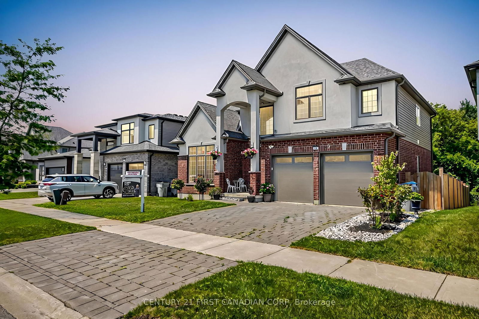 Detached House for sale at 207 UNION Avenue, Middlesex Centre, Komoka, N0L 1R0 - MLS: X12082942