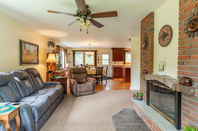 79 Invergordon Ave, Minden Hills - Minden image-0-4