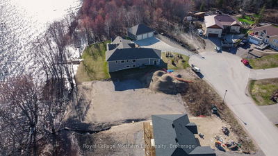 33 Alexandra Crt, Callander - Callander image-0-4