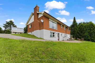 101 Siberia Rd, Barry's Bay - Madawaska Valley image-0-4