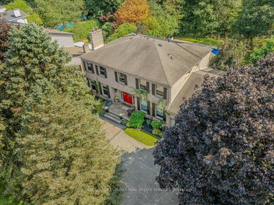 11 Robinhood Dr, Hamilton - Dundas