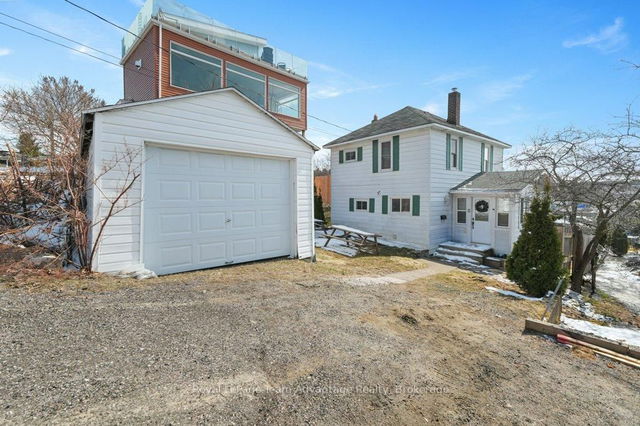 3 Gibson Street