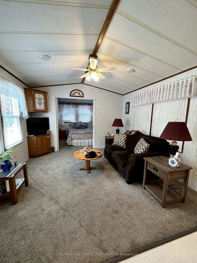 Unit 8 — 47 Sauble Falls Pkwy, South Bruce Peninsula - South Bruce Peninsula image-0-4