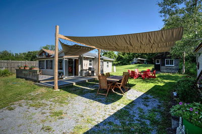 Unit C — 356 Driscoll Rd, Gananoque - The Islands image-0-2