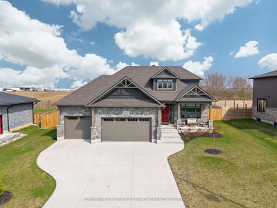 303 Hazelton Lane, South Huron - Exeter