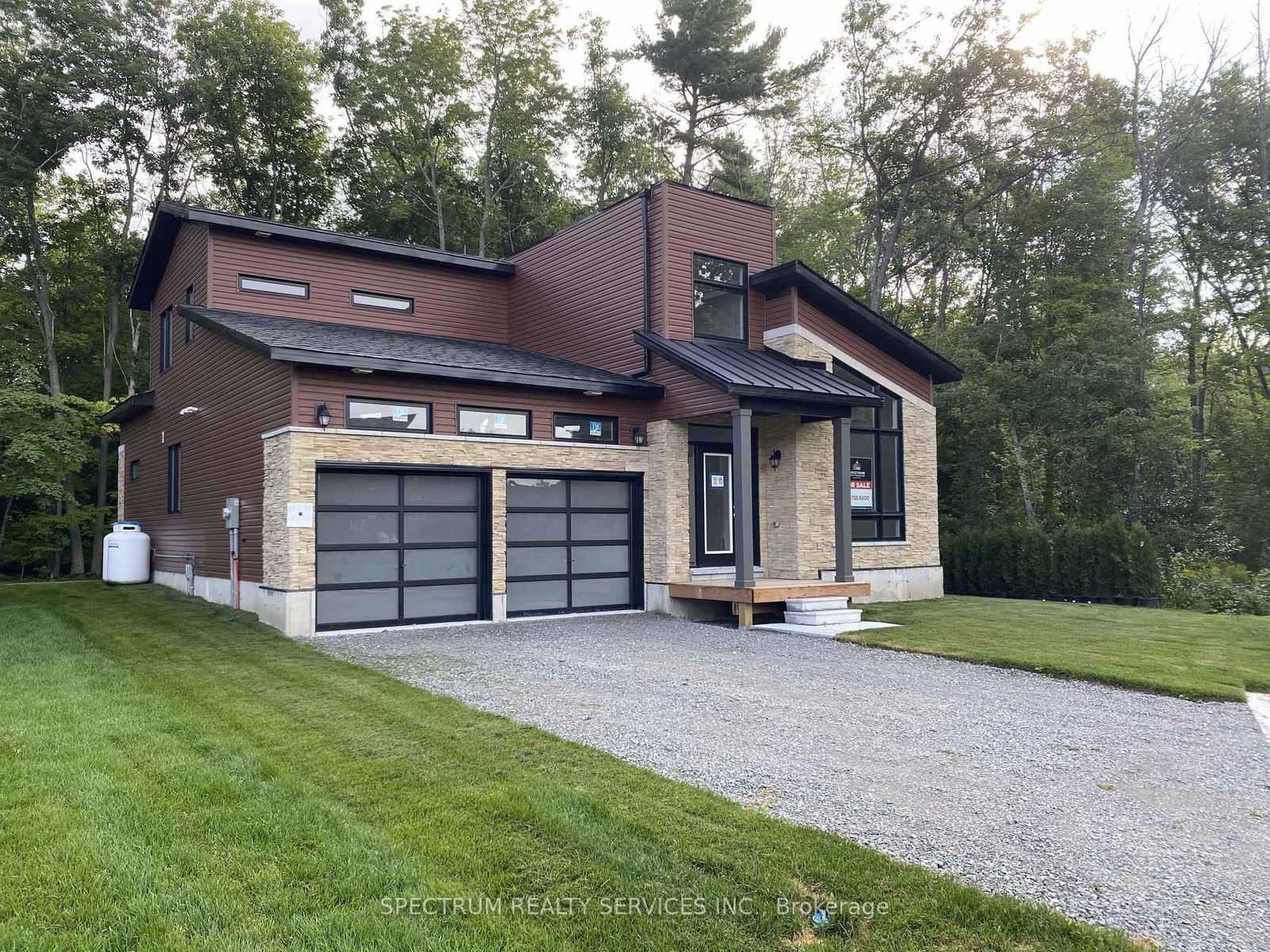 Detached House for sale at 135 Marina Village Drive, Georgian Bay, Baxter, L0K 1S0 - MLS: X12083668