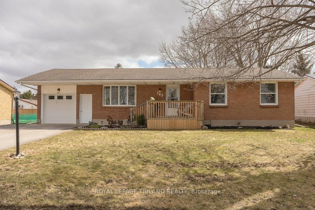 Detached House sold at 163 McCarty Street, Zorra, Thamesford, N0M 2M0 - MLS: X12083713