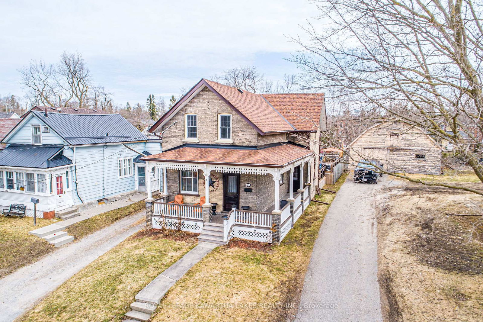 Detached House for sale at 42 Caroline Street, Kawartha Lakes, Lindsay, K9V 1T1 - MLS: X12083749