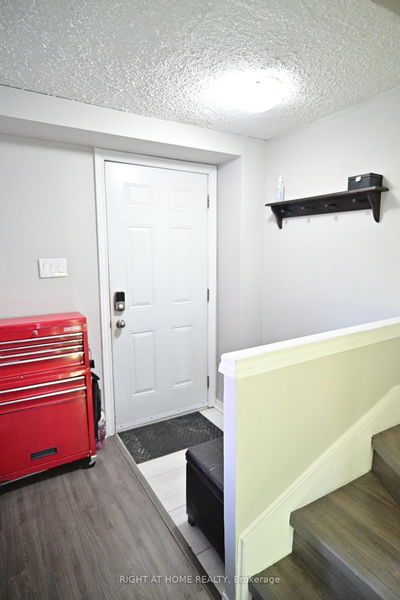 747 Parkview Cres, Cambridge -  image-0-4