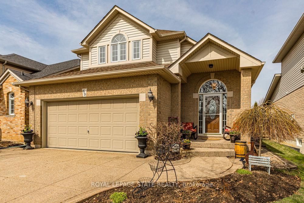 Detached House for sale at 69 Brookheath Lane, Hamilton, Mount Hope, L0R 1W0 - MLS: X12083908
