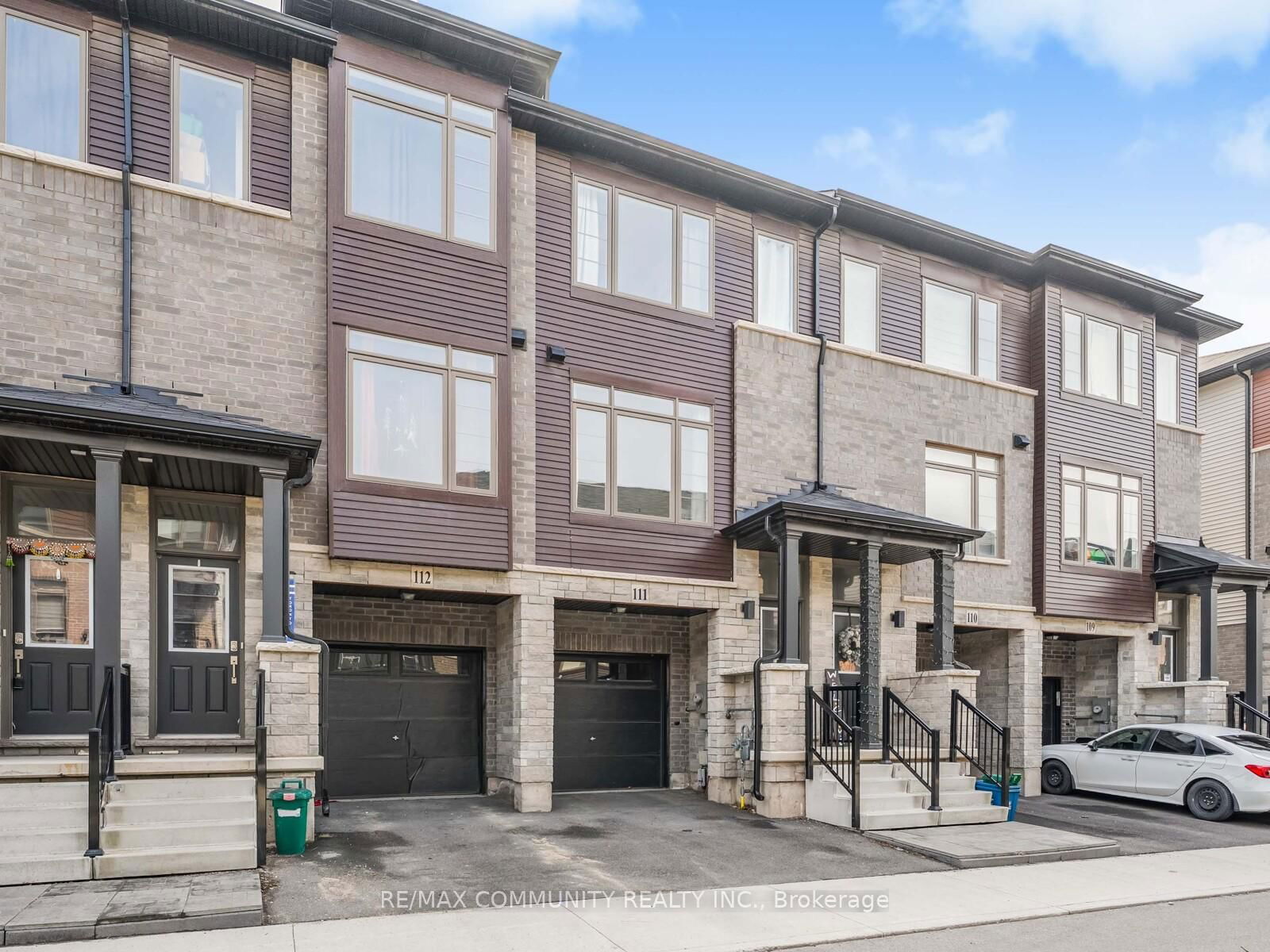 Townhouse for sale at 111-575 Woodward Avenue, Hamilton, Parkview, L8H 6P2 - MLS: X12083953