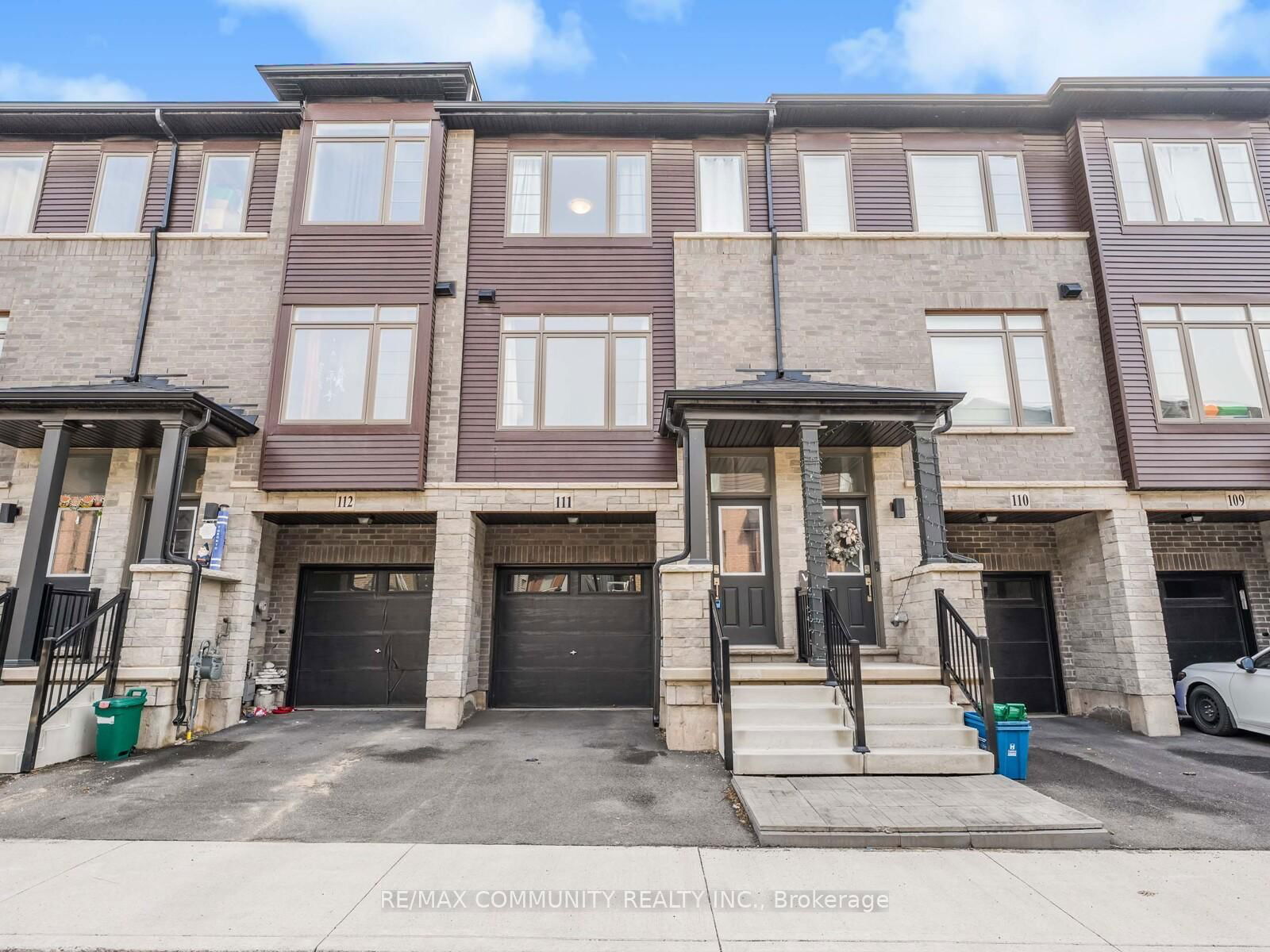 Townhouse for sale at 111-575 Woodward Avenue, Hamilton, Parkview, L8H 6P2 - MLS: X12083953