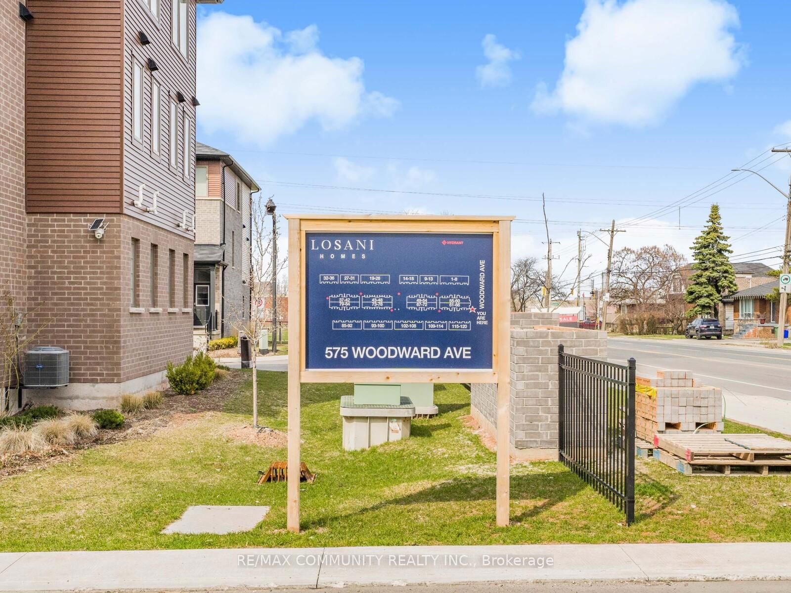 Townhouse for sale at 111-575 Woodward Avenue, Hamilton, Parkview, L8H 6P2 - MLS: X12083953