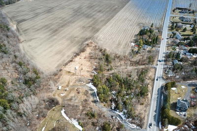 1219 Dunning Rd, Navan - Cumberland Village image-0-2