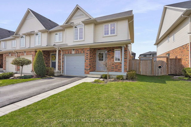893 Silverfox Crescent