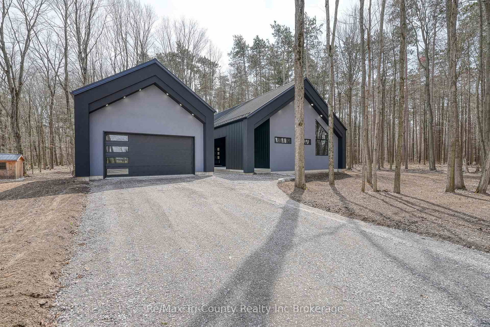 Listing Image 3