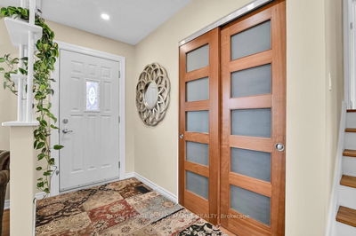 298 Hoylake Cres, Orleans - Bilberry Creek/Queenswood Heights image-0-2