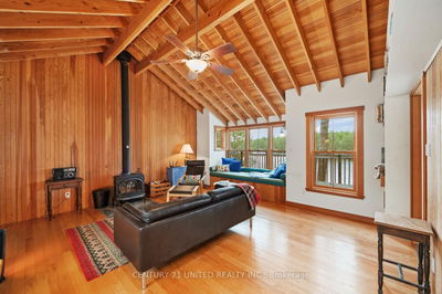 823 Mackie Bay, Hastings - Addington Highlands image-0-3