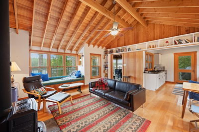 823 Mackie Bay, Hastings - Addington Highlands image-0-4