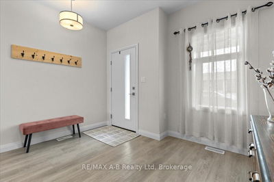 98 ROWE Ave, South Huron - Exeter image-0-4