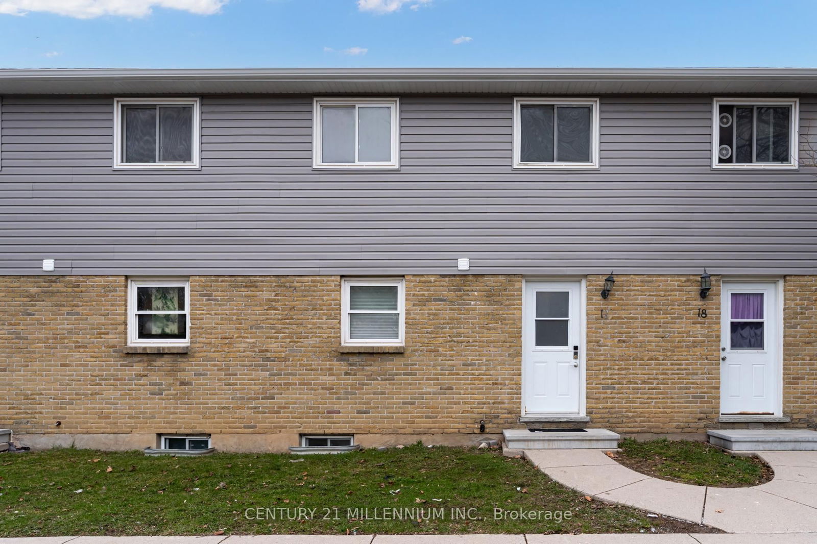 Townhouse for sale at 17-470 Second Street, London East, East H, N5V 3X3 - MLS: X12084701