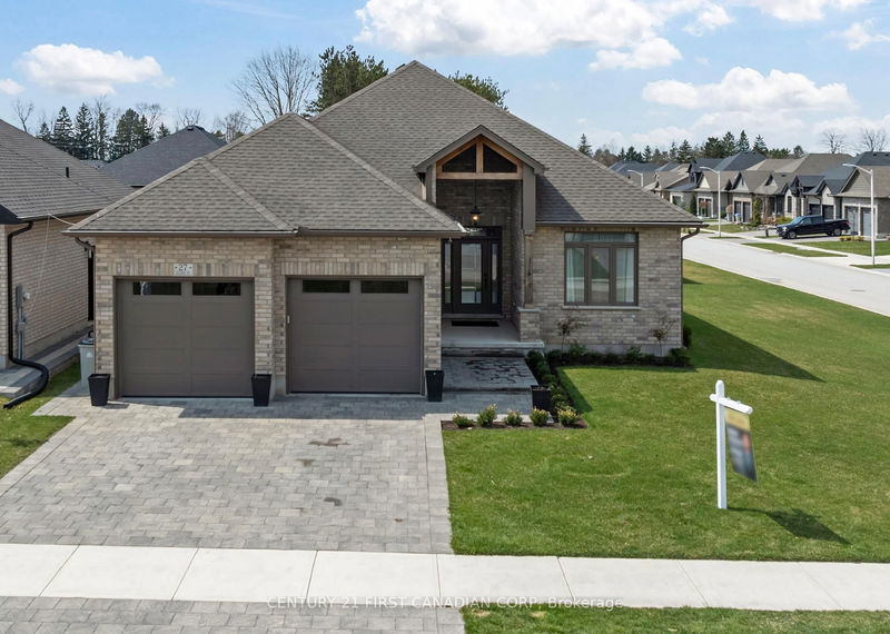27 Elliot St, Strathroy-Caradoc - SE image-0-0