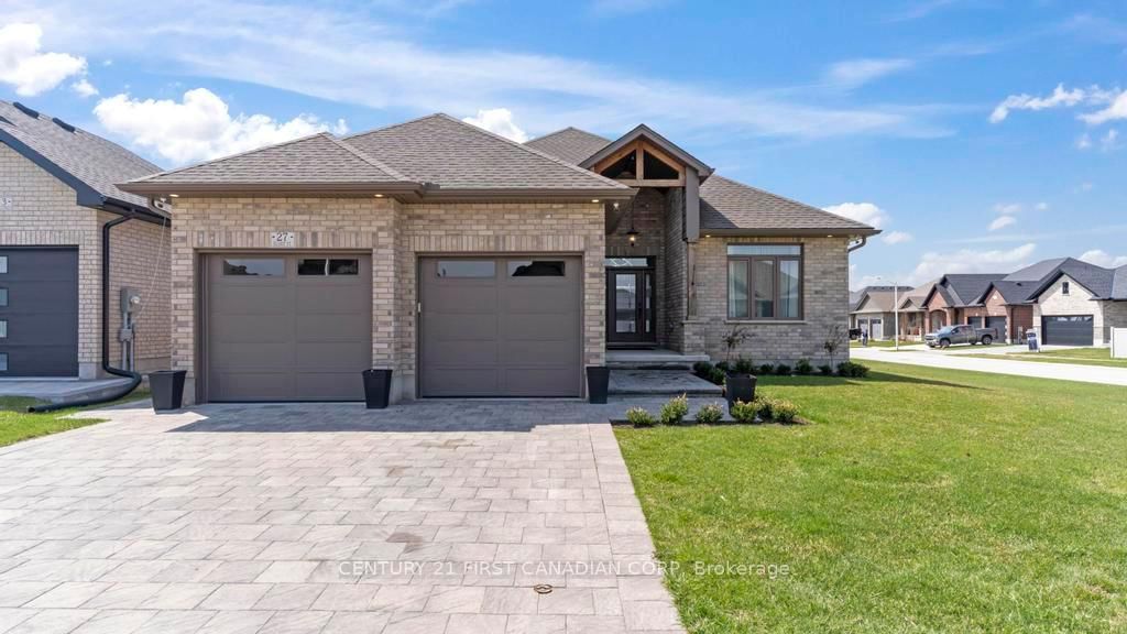 Detached House for sale at 27 Elliot Street, Strathroy-Caradoc, SE, N7G 0H1 - MLS: X12084833