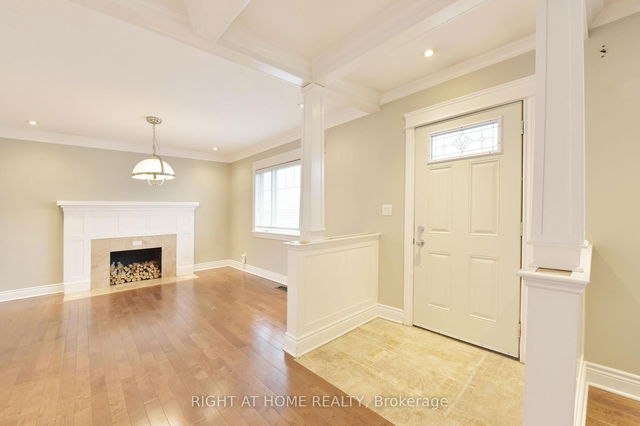 37 ROSSLAND Avenue