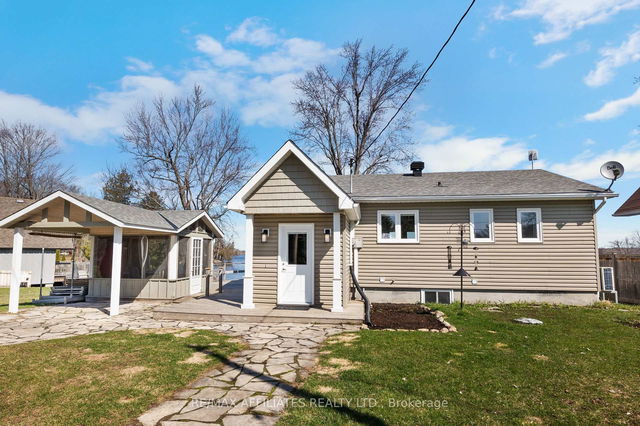 3526 9th Line Road