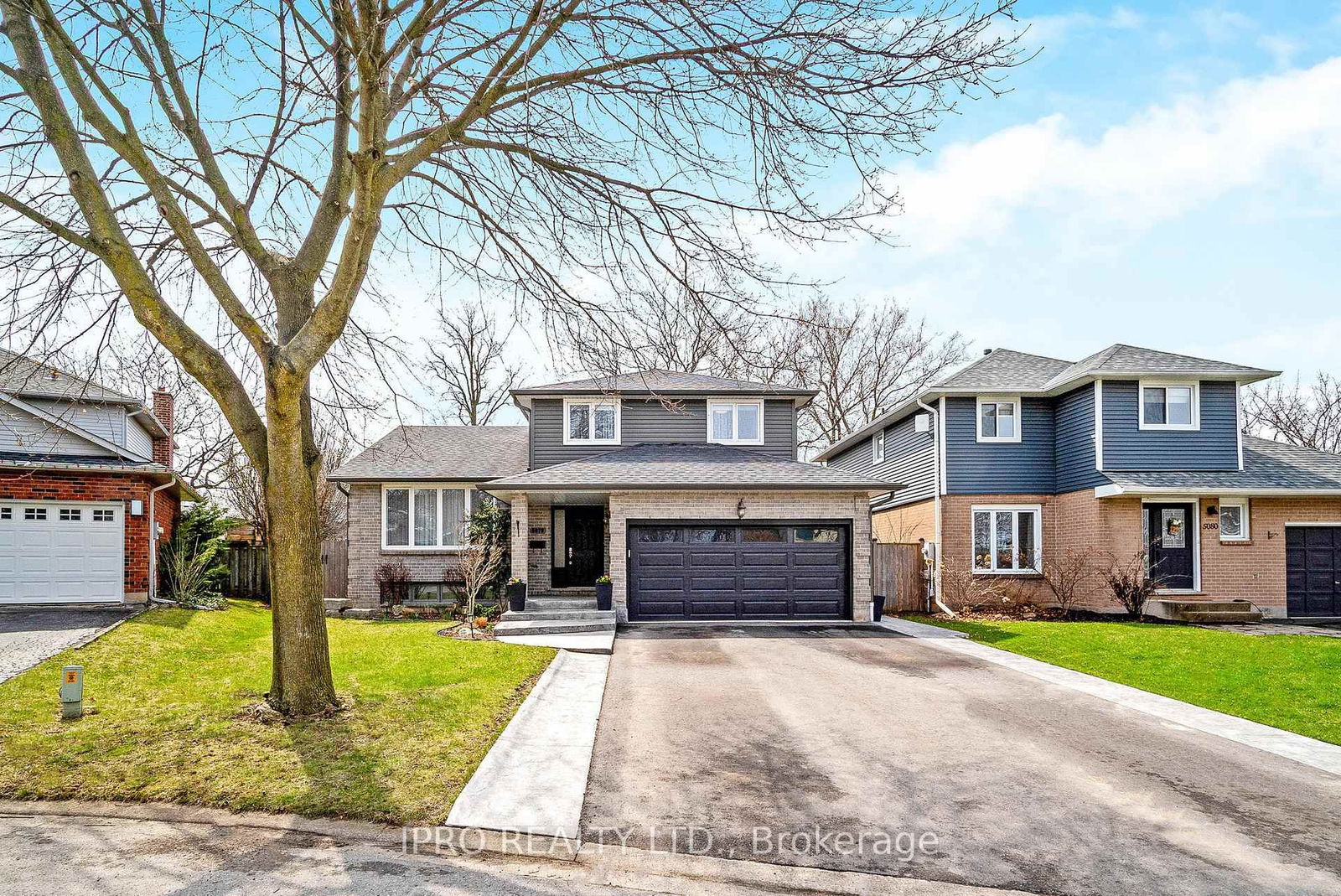 Detached House sold at 5078 Mantree Court, Lincoln, Beamsville, L3J 0A8 - MLS: X12085683