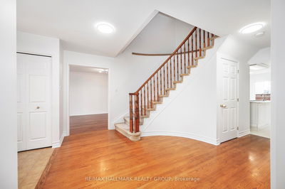 1401 MONTRESOR Way, Orleans - Fallingbrook/Ridgemount image-0-4