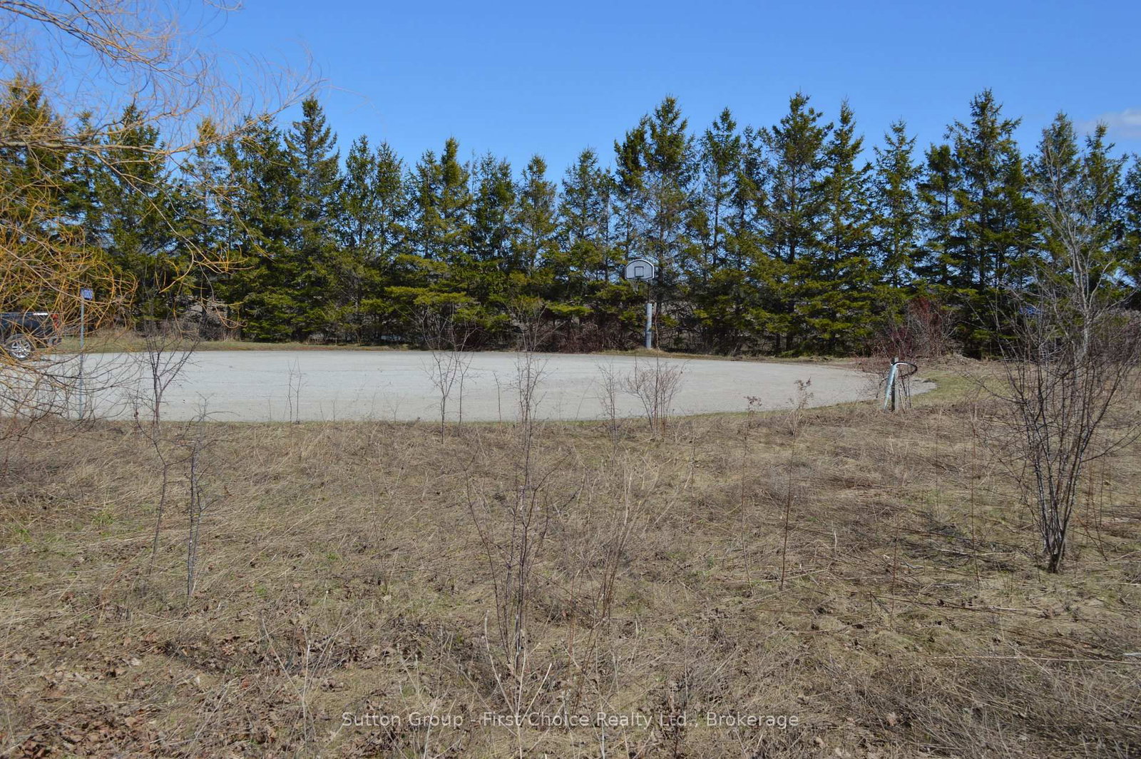 Listing Image 11