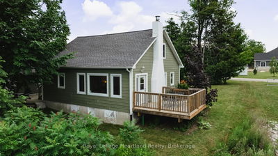 8 Cedar Dr, Bluewater - Bayfield