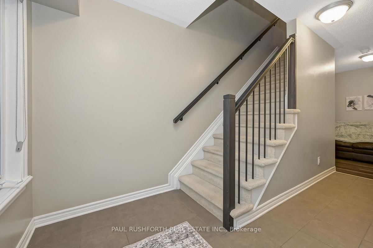 Townhouse sold at 210 Leather Leaf Terrace, Ottawa, Barrhaven - Longfields, K2J 5Z7 - MLS: X12086239