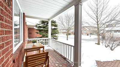 2820 Hank Rivers Dr, Ottawa - Upper Hunt Club image-0-3