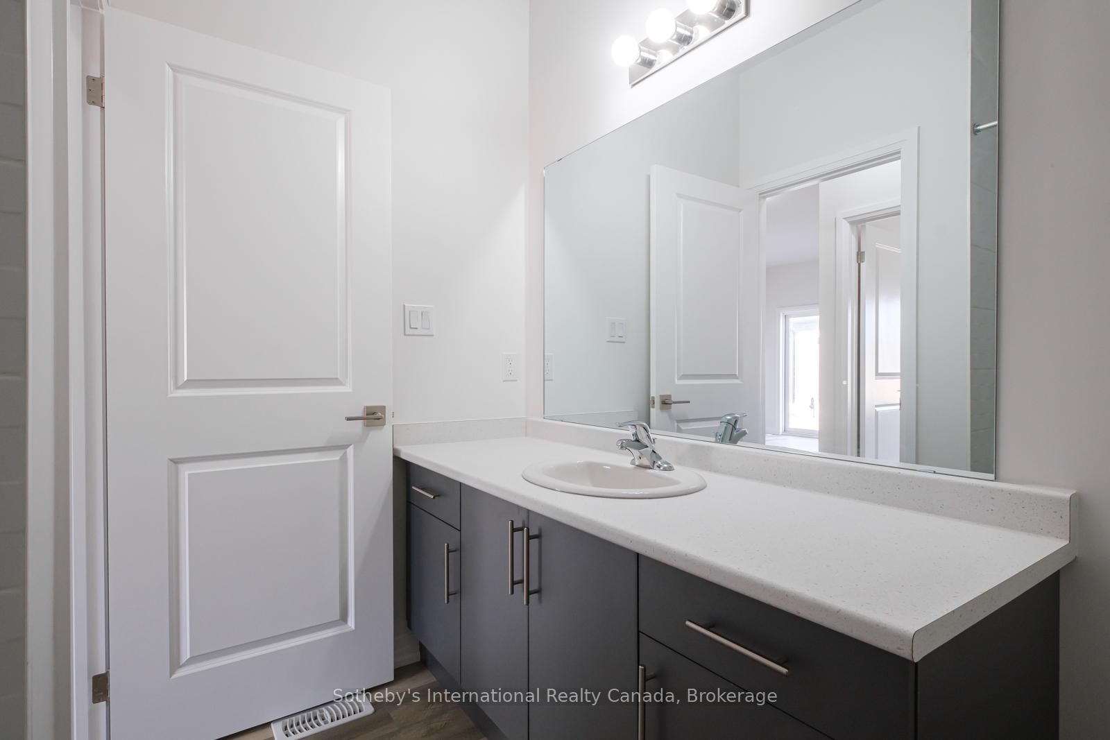 Townhouse leased at 7-550 GREY Street, Brantford, Ontario, N3S 0C4 - MLS: X12086653