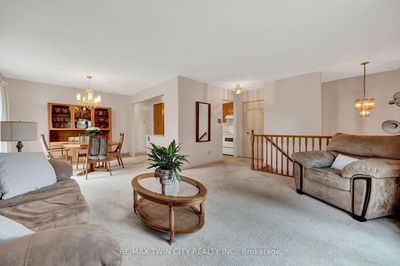 204 NOMAD Crt, Kitchener -  image-0-2