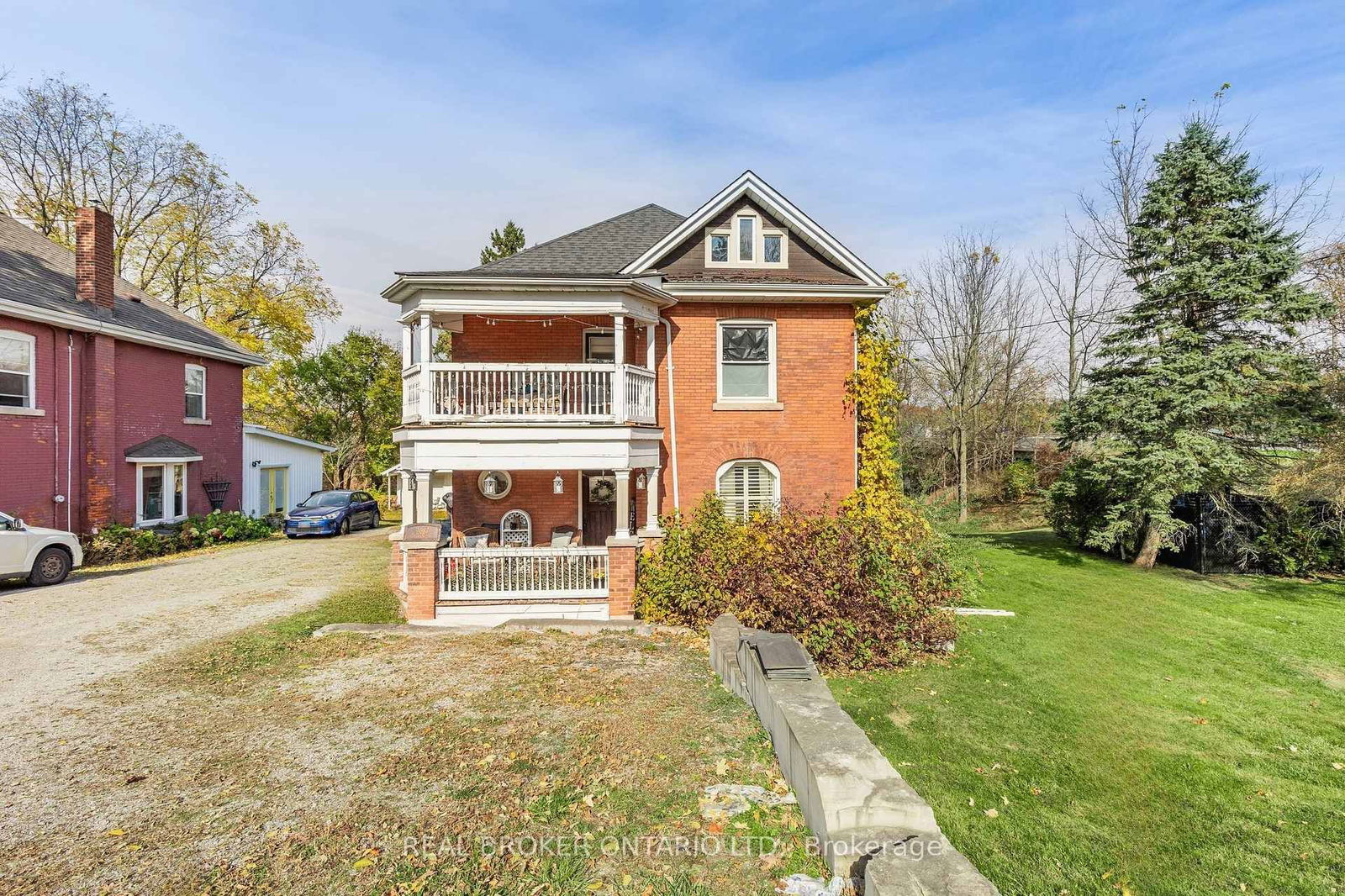 Detached House sold at 2087 Governors Road, Hamilton, Rural Ancaster, L0R 1J0 - MLS: X12086913
