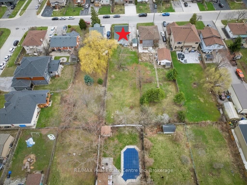 Detached House sold at 267 Margaret Avenue, Hamilton, Stoney Creek, L8E 2J1 - MLS: X12086925