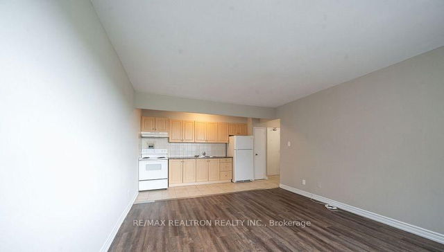 716B - 468 Ottawa Street
