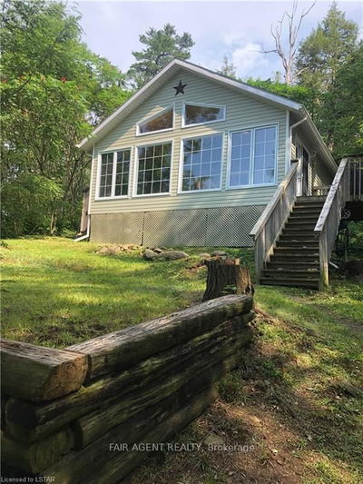25 GOODS ISLAND, Tichborne - Frontenac South