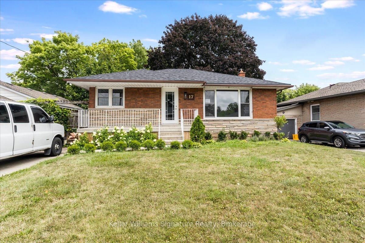 Detached House for lease at LOWER-17 West 21st Street, Hamilton, Westcliffe, L9C 4M3 - MLS: X12087318