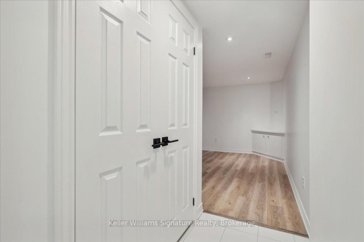 Detached House for lease at LOWER-17 West 21st Street, Hamilton, Westcliffe, L9C 4M3 - MLS: X12087318