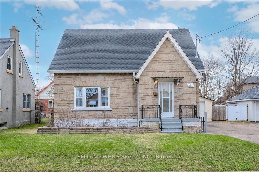 Detached House for sale at 315 Ottawa Street, Kitchener, N2G 3T8 - MLS: X12087458