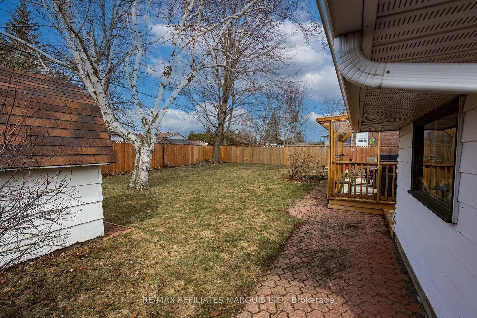 Listing Image 7