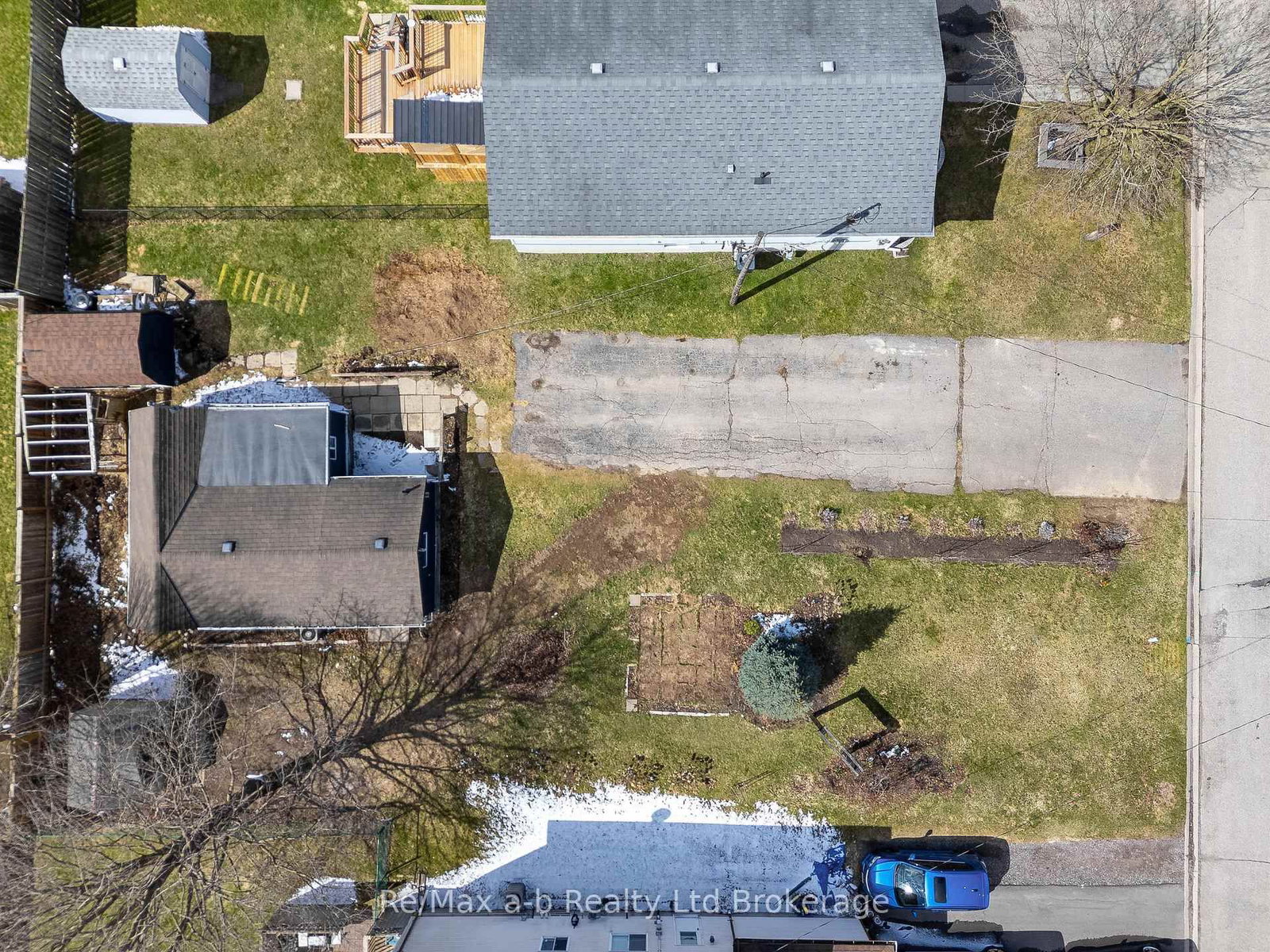 Listing Image 7